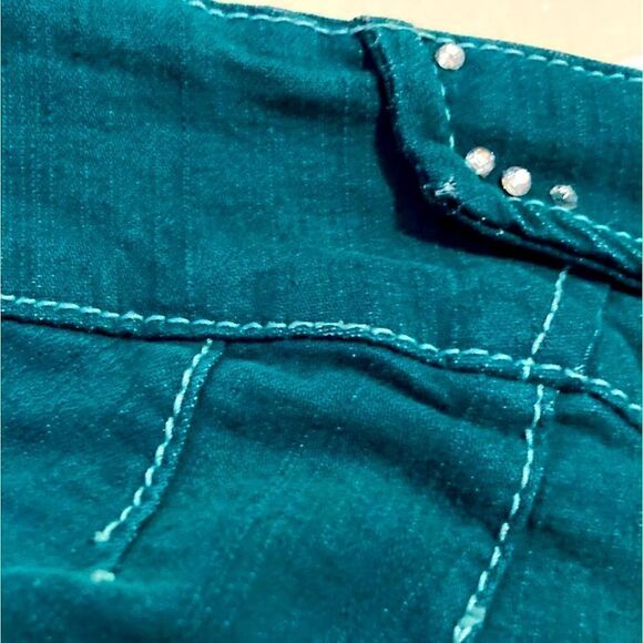 Capellini Women’s Turquoise Stretch Crop Pant Size 7 - Picture 4 of 12